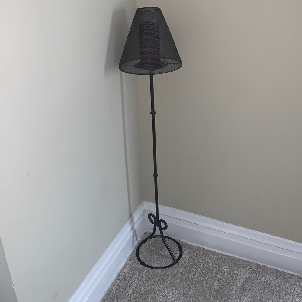 Talk decorative candle holder